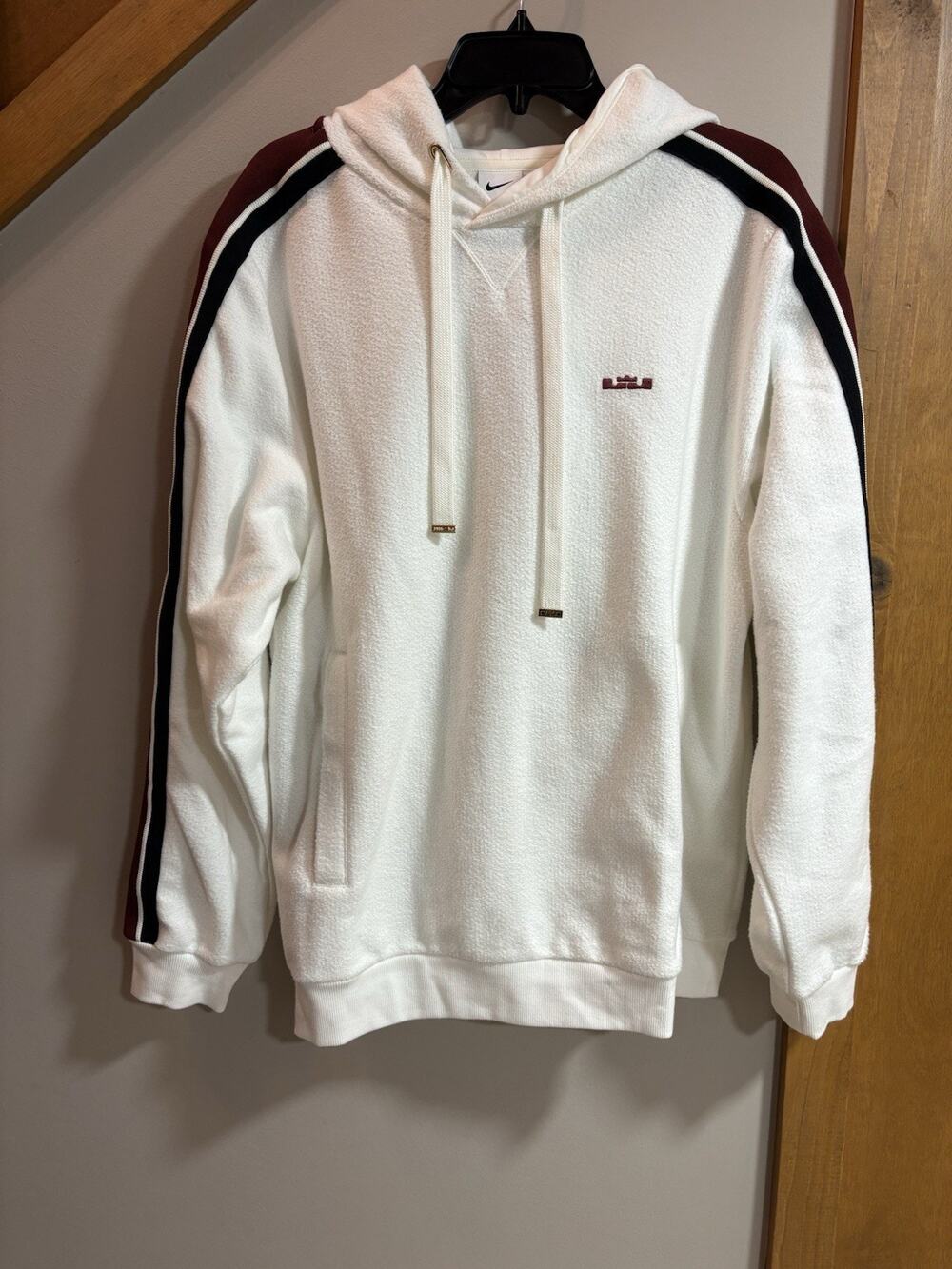 Nike LeBron James Hoodie Men Large Therma-FIT Pullover Basketball White Sail